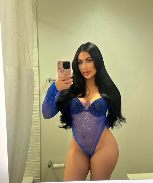 NICOLE