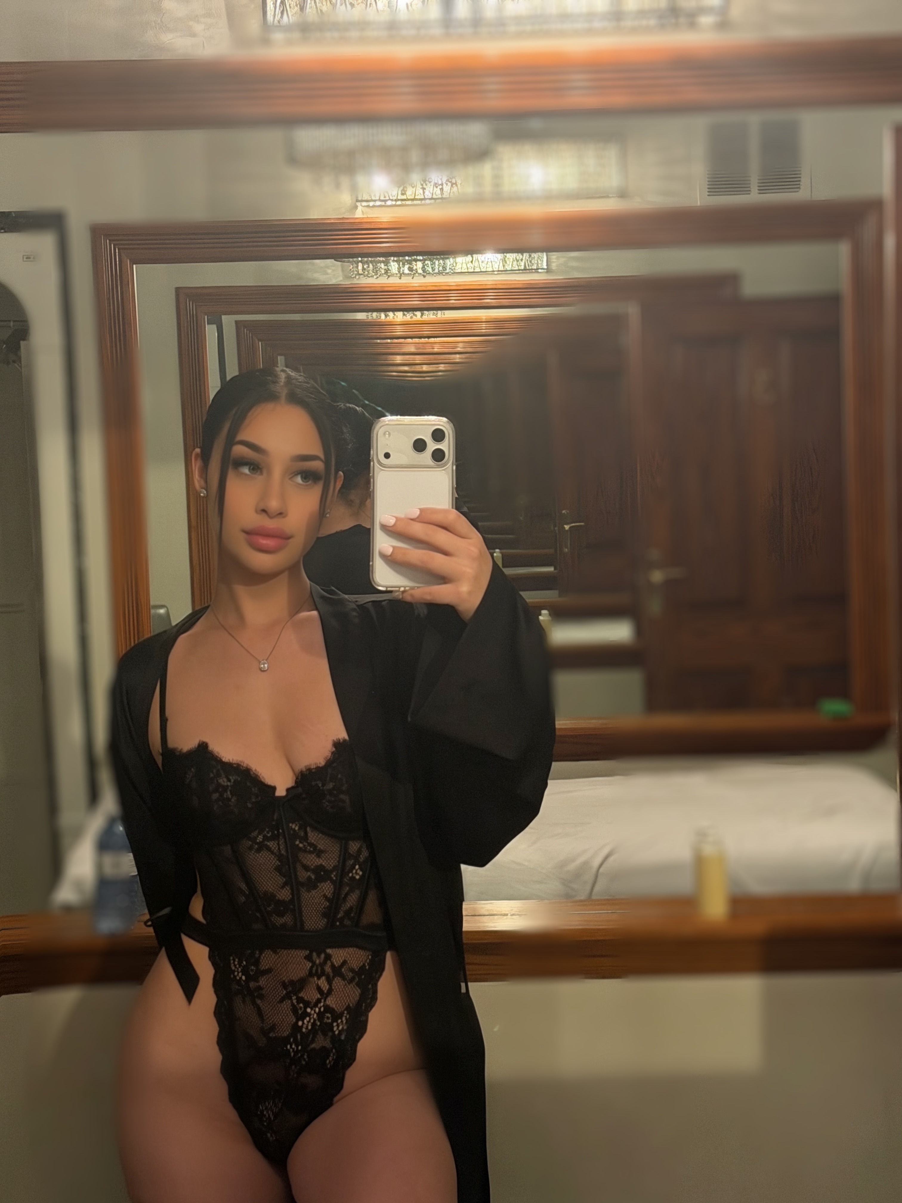 STELLA ROSE
