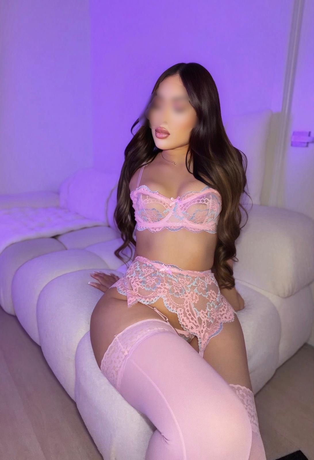 NICOLE